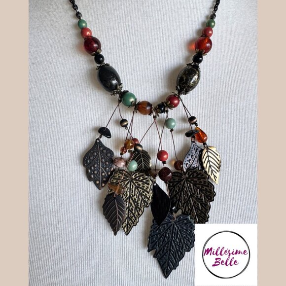 Tribal Leaf Styled Necklace - Picture 3 of 4